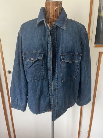 Levi`s Jacke gefüttert Gr. M